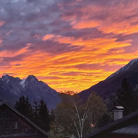 Hotel Garni Friedheim サンクト・アントン・アム・アールベルク エクステリア 写真
