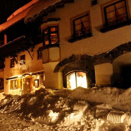 Hotel Garni Friedheim サンクト・アントン・アム・アールベルク エクステリア 写真