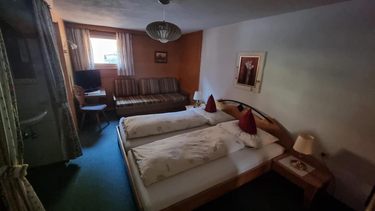 Hotel Garni Friedheim サンクト・アントン・アム・アールベルク エクステリア 写真